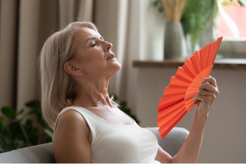 Descobreix com pal·liar els símptomes de la menopausa - Adeslas Salud y Bienestar