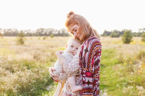 Descobreix els beneficis de portar el nadó – Adeslas Salut i Benestar